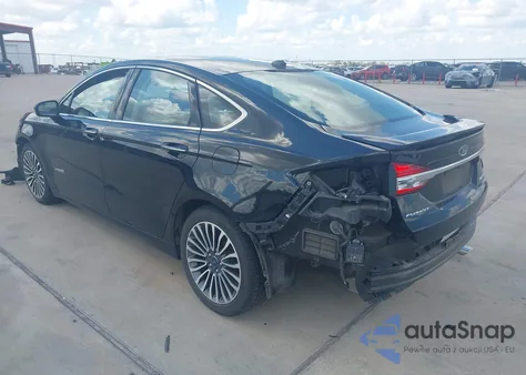 2018 Ford Fusion Hybrid Titanium из США, поврежденный, VIN 3FA6P0RU4JR280802